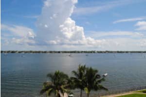 5200 N Flagler Dr, West Palm Beach, FL 33407, Sold 03/29/16
