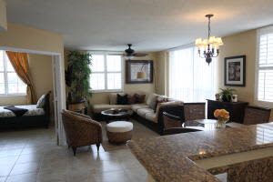 651 Okeechobee Blvd, West Palm Beach, FL 33401, Sold 12/14/15