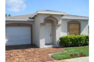 575 E Ridge Cir S, Boynton Beach, FL 33435, Sold 10/21/15
