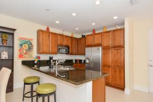 226 N Latitude Cir, Delray Beach, FL 33483, Sold 11/24/15