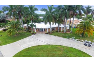 930 Greenbriar Dr, Boynton Beach, FL 33435, Sold 04/27/16