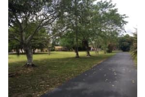 437 W Rambling Dr, Wellington, FL 33414, Sold 06/24/16