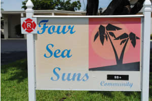 306 Circle Dr S, Boynton Beach, FL 33435, Sold 02/29/16