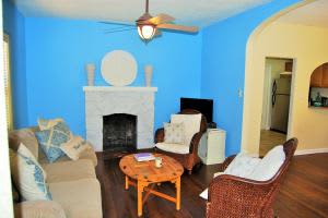 605 Upland Rd, West Palm Beach, FL 33401, Sold 04/14/16