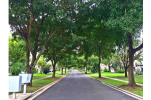 2353 Lena Ln, West Palm Beach, FL 33415, Sold 01/20/16