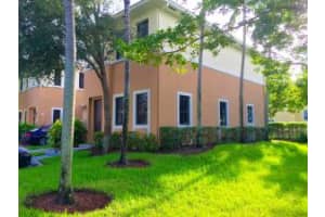 2600 Venetian Dr, Boynton Beach, FL 33426, Sold 03/11/16