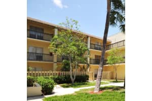1500 N Congress Ave APT C5, West Palm Beach, FL 33401, Sold 10/29/15