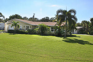 433 22nd St SE, Vero Beach, FL 32962, Sold 05/31/16
