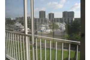 907 Marina Dr, North Palm Beach, FL 33408, Sold 03/10/16