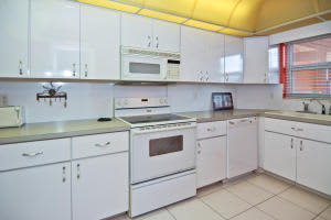 1040 Banyan Rd #102c, Boca Raton, FL 33432, Sold 04/27/16