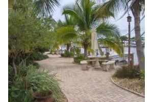 815 Middle River Dr, Fort Lauderdale, FL 33304, Sold 02/17/16