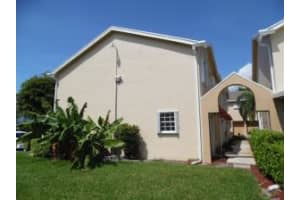 331 Waterside Dr, Hypoluxo, FL 33462, Sold 01/11/16