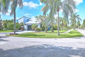2318 SW 23rd Cranbrook Dr, Boynton Beach, FL 33436, Sold 12/11/15