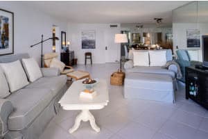 3200 S Ocean Blvd APT B202, Palm Beach, FL 33480, Sold 11/25/15