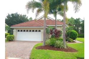 717 SW St Vincent Cove, Port St. Lucie, FL 34986, Sold 11/23/15