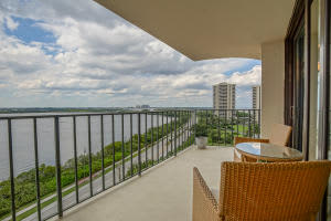 5480 N Ocean Dr, Riviera Beach, FL 33404, Sold 12/23/15