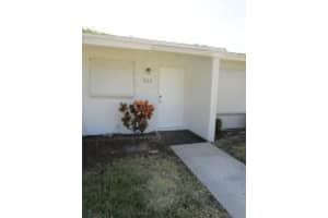 7213 E Oakridge Cir, Lantana, FL 33462, Sold 11/30/15