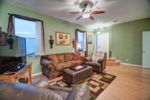 8637 Binghamton Ave, Boynton Beach, FL 33436, Sold 12/21/15