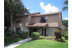 327 Sandtree Dr, Palm Beach Gardens, FL 33403, Sold 01/07/16