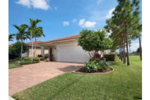 176 Atwell Dr, West Palm Beach, FL 33411, Sold 02/16/16