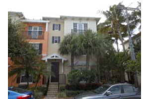 523 E Mallory Cir, Delray Beach, FL 33483, Sold 02/02/16