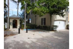 523 E Mallory Cir, Delray Beach, FL 33483, Sold 02/02/16