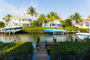 2185 7th Ave SE, Vero Beach, FL 32962, Sold 02/04/16