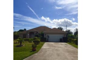 1020 SW Whittier Terrace, Port St. Lucie, FL 34953, Sold 12/28/15