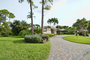 5209 Estates Dr, Delray Beach, FL 33445, Sold 04/01/16