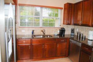 4111 Windmill Palm Way, Greenacres, FL 33463, Sold 01/08/16