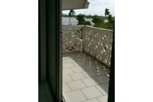 MLS# R10180020, West Palm Beach, Florida 33405