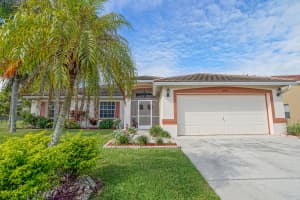 3896 Cypress Lake Dr, Lake Worth, FL 33467, Sold 11/07/16