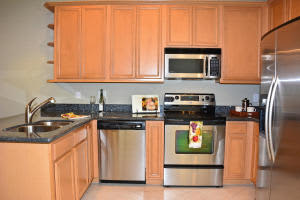 295 NE 5th Ave, Delray Beach, FL 33483, Sold 02/26/16