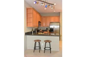 295 NE 5th Ave, Delray Beach, FL 33483, Sold 02/26/16