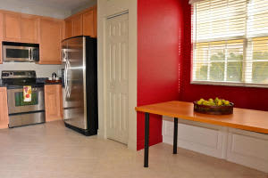 295 NE 5th Ave, Delray Beach, FL 33483, Sold 02/26/16