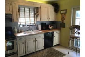 465 Oak Shadow Way, Wellington, FL 33414, Sold 03/31/16