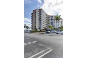 2800 N Flagler Dr, West Palm Beach, FL 33407, Sold 02/24/16