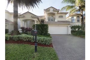 704 Voyager Ln, West Palm Beach, FL 33410, Sold 09/28/16