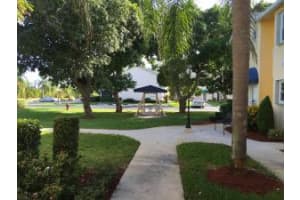234 Waterside Dr, Hypoluxo, FL 33462, Sold 04/29/16