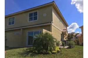 643 SW Glen Crest Way, Stuart, FL 34997, Sold 11/30/15