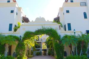 65 NE 4th Ave, Delray Beach, FL 33483, Sold 01/08/16