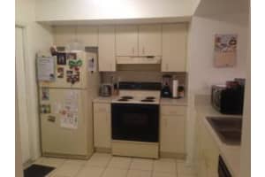 2406 NW 97th Way, Pembroke Pines, FL 33024, Sold 01/04/16