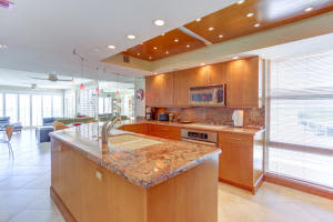 3901 S Flagler Dr, West Palm Beach, FL 33405, Sold 03/04/16