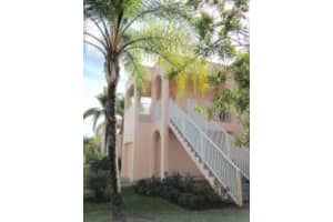 2077 SE Wild Meadow Cir, Port St. Lucie, FL 34952, Sold 05/02/16