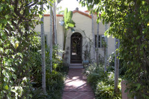 530 Sunset Rd, West Palm Beach, FL 33401, Sold 03/11/16