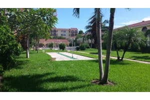 250 NE 20th St, Boca Raton, FL 33431, Sold 05/19/16