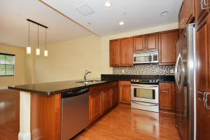 226 N Latitude Cir, Delray Beach, FL 33483, Sold 04/28/16