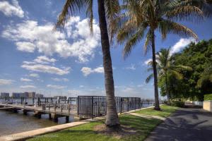 250 Bradley Pl, Palm Beach, FL 33480, Sold 08/28/16