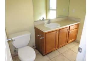 614 SW 1st St, Boynton Beach, FL 33435, Sold 02/12/16