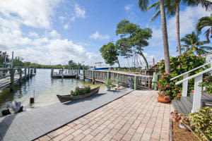 1000 US-1, Jupiter, FL 33477, Sold 04/27/16